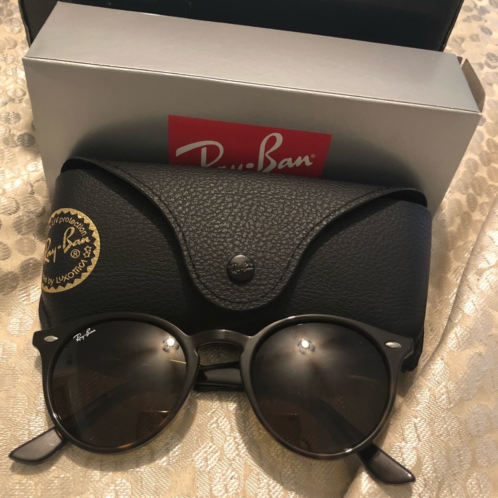 Ray bans